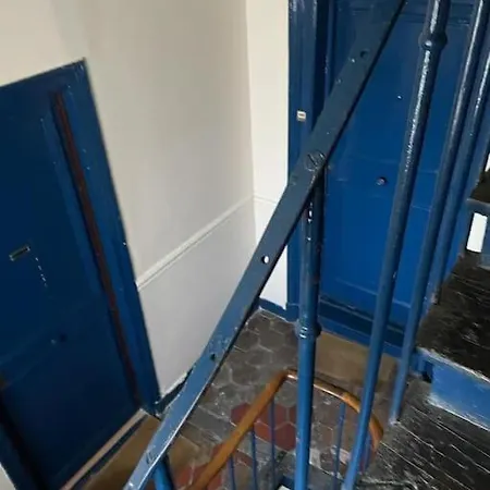 Appartement Charmant Studio Sous Les Toits De *