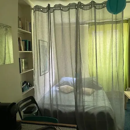 Appartement Charmant Studio Sous Les Toits De