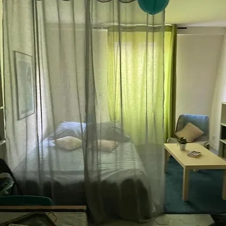 Charmant Studio Sous Les Toits De Daire *